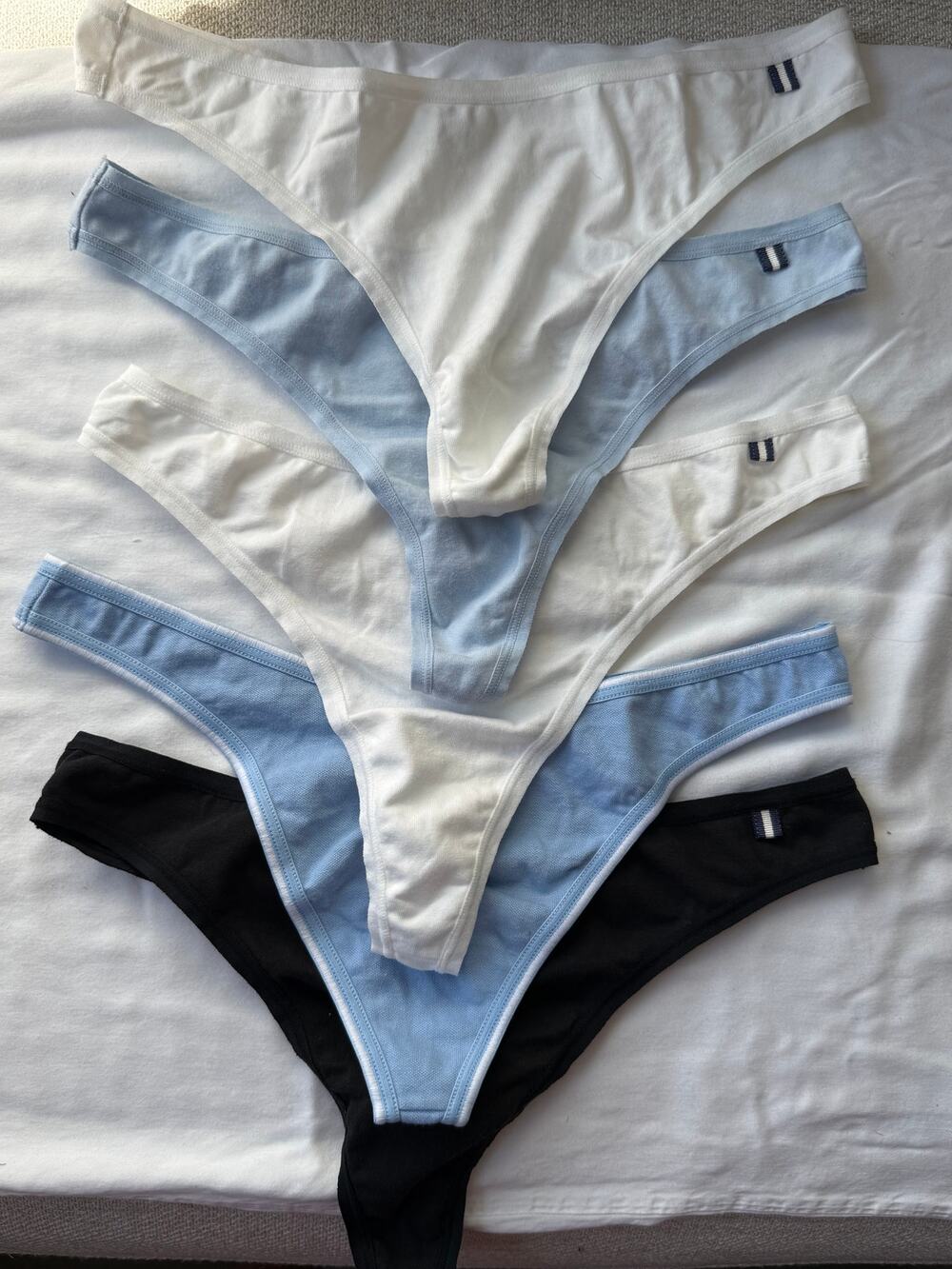 NWOT IZOD Intimates Thong Lot of 5 White Blue Black Low Rise Thongs Size M